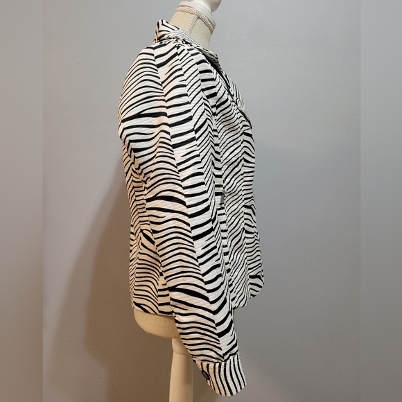 Erin London size S offset zipper zebra striped lightweight dressy jacket - Picture 4 of 12